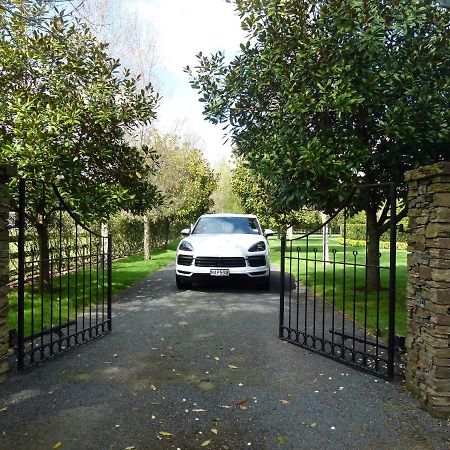 Hadleigh Boutique Lodge Tamahere Экстерьер фото
